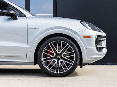 2025 Porsche Cayenne S E-Hybrid Coupe S