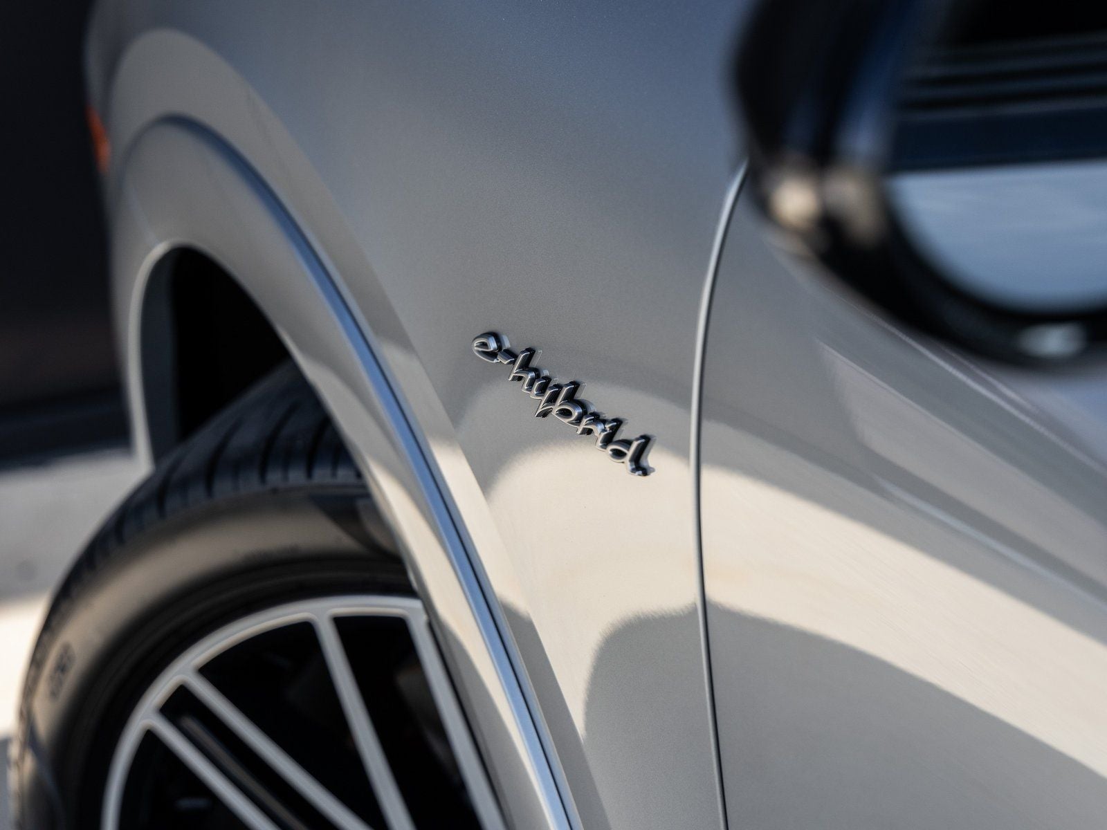 2025 Porsche Cayenne S E-Hybrid Coupe S