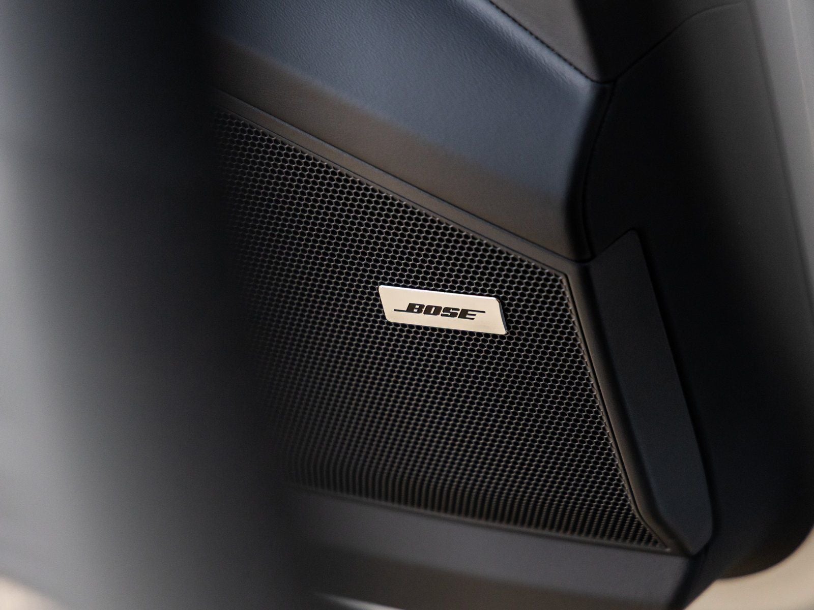 2025 Porsche Cayenne S E-Hybrid Coupe S