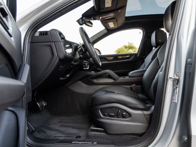 2025 Porsche Cayenne S E-Hybrid Coupe S