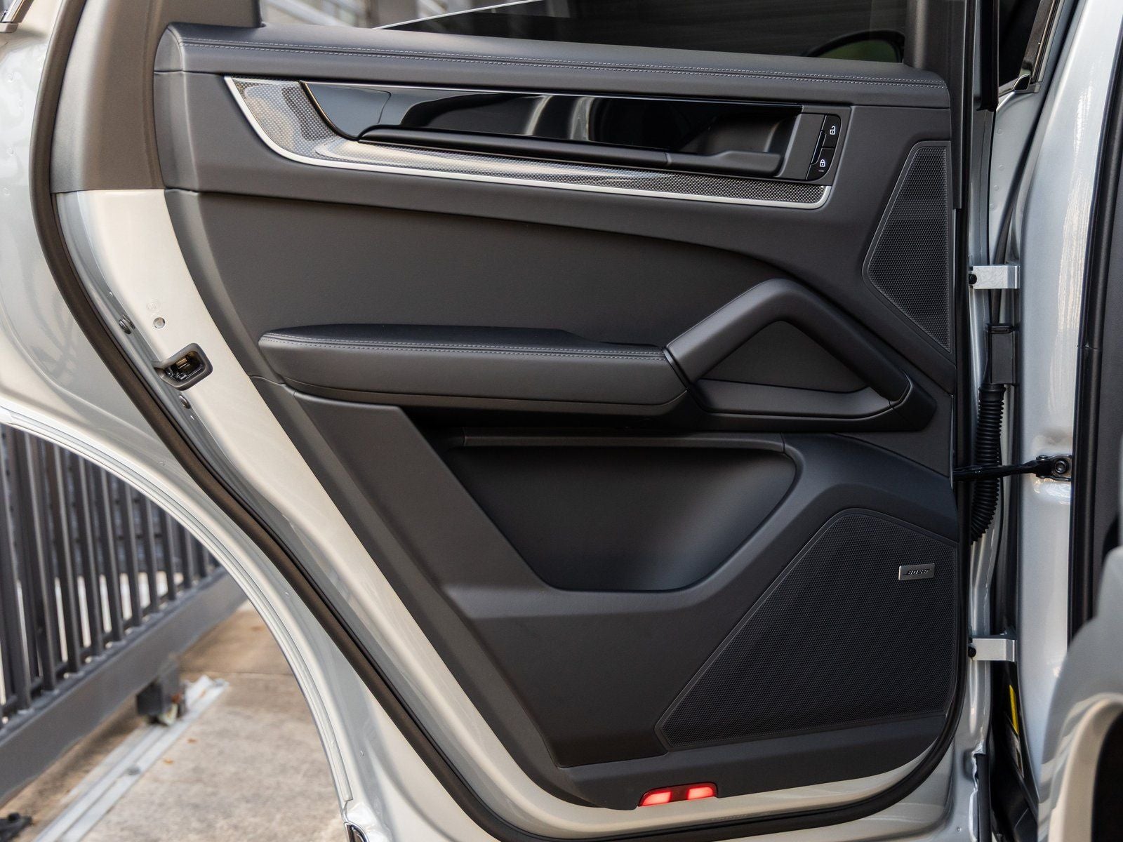 2025 Porsche Cayenne S E-Hybrid Coupe S