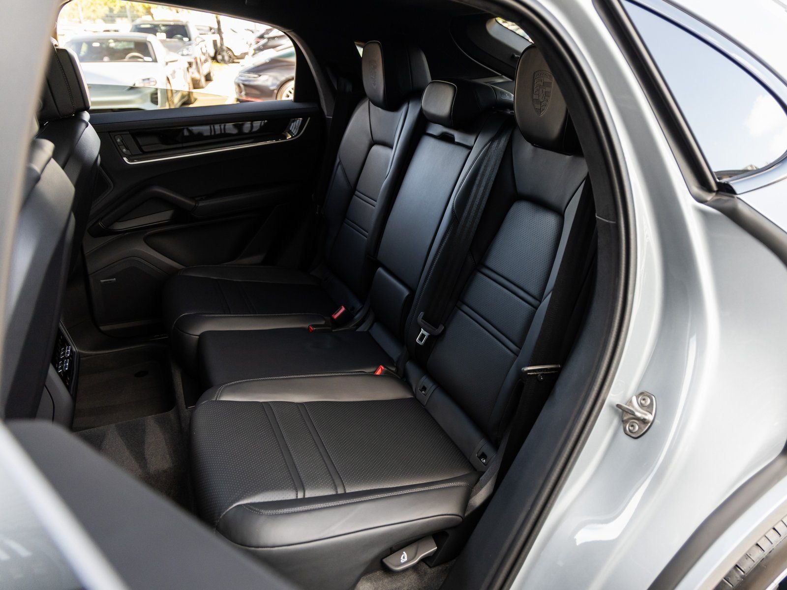 2025 Porsche Cayenne S E-Hybrid Coupe S