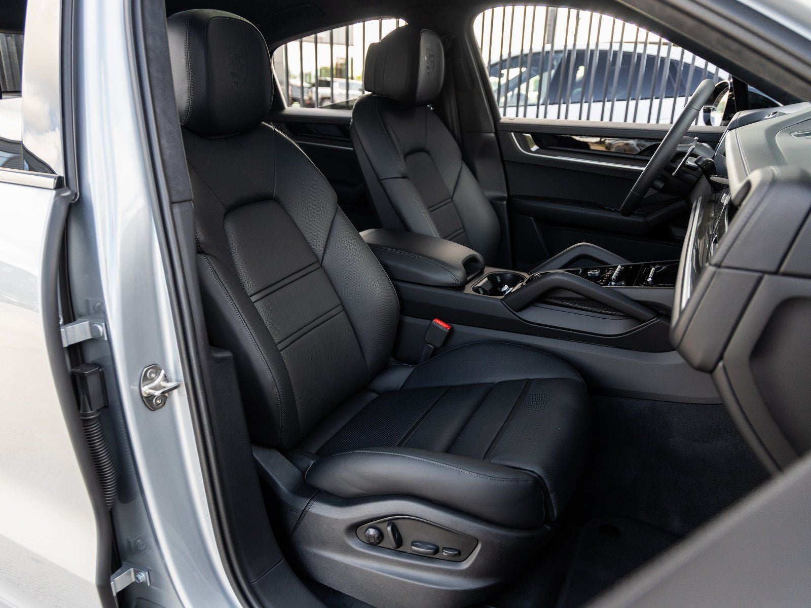 2025 Porsche Cayenne S E-Hybrid Coupe S