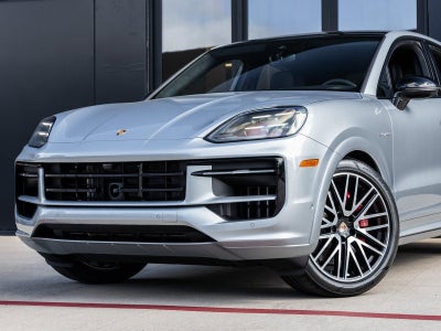2025 Porsche Cayenne S E-Hybrid Coupe S