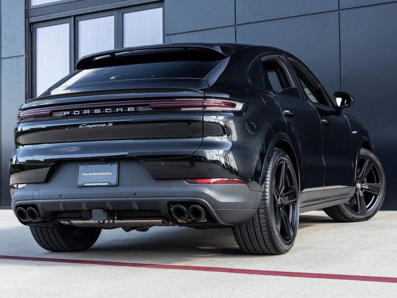 2025 Porsche Cayenne S E-Hybrid Coupe