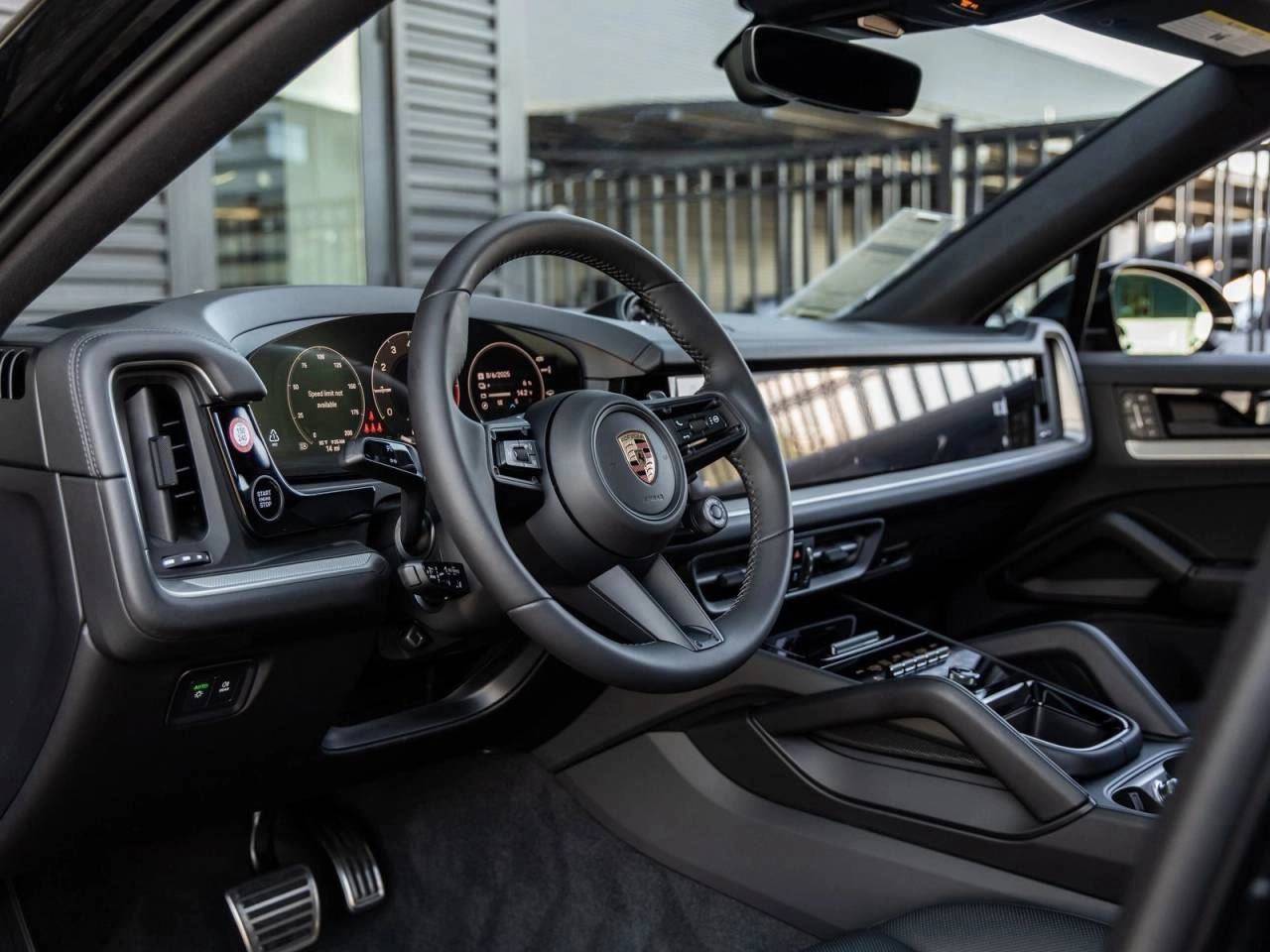 2025 Porsche Cayenne S E-Hybrid Coupe