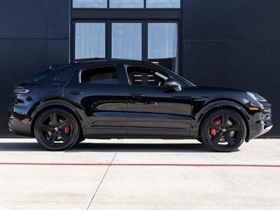 2025 Porsche Cayenne S E-Hybrid Coupe