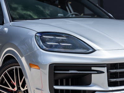 2026 Porsche Cayenne Cayenne S E-Hybrid Coupe