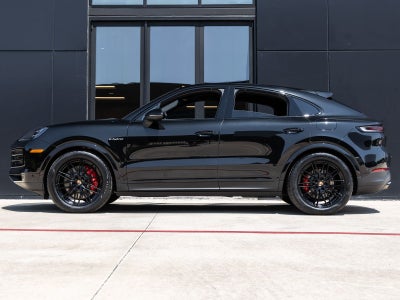 2025 Porsche Cayenne S E-Hybrid Coupe
