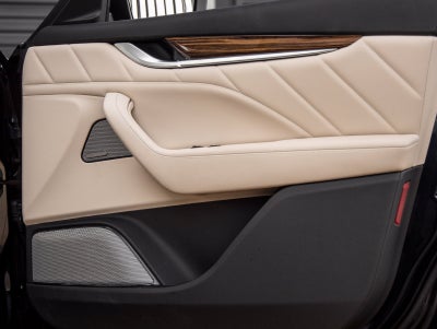 2022 Maserati Levante Modena