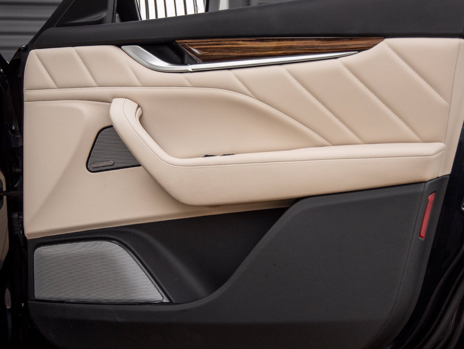 2022 Maserati Levante Modena
