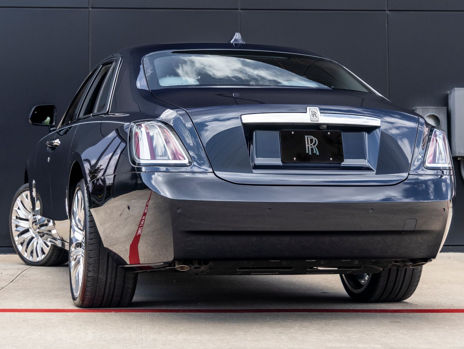 2027 Rolls-Royce Ghost Base