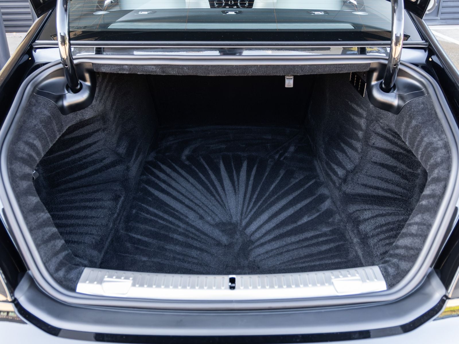 2027 Rolls-Royce Ghost 