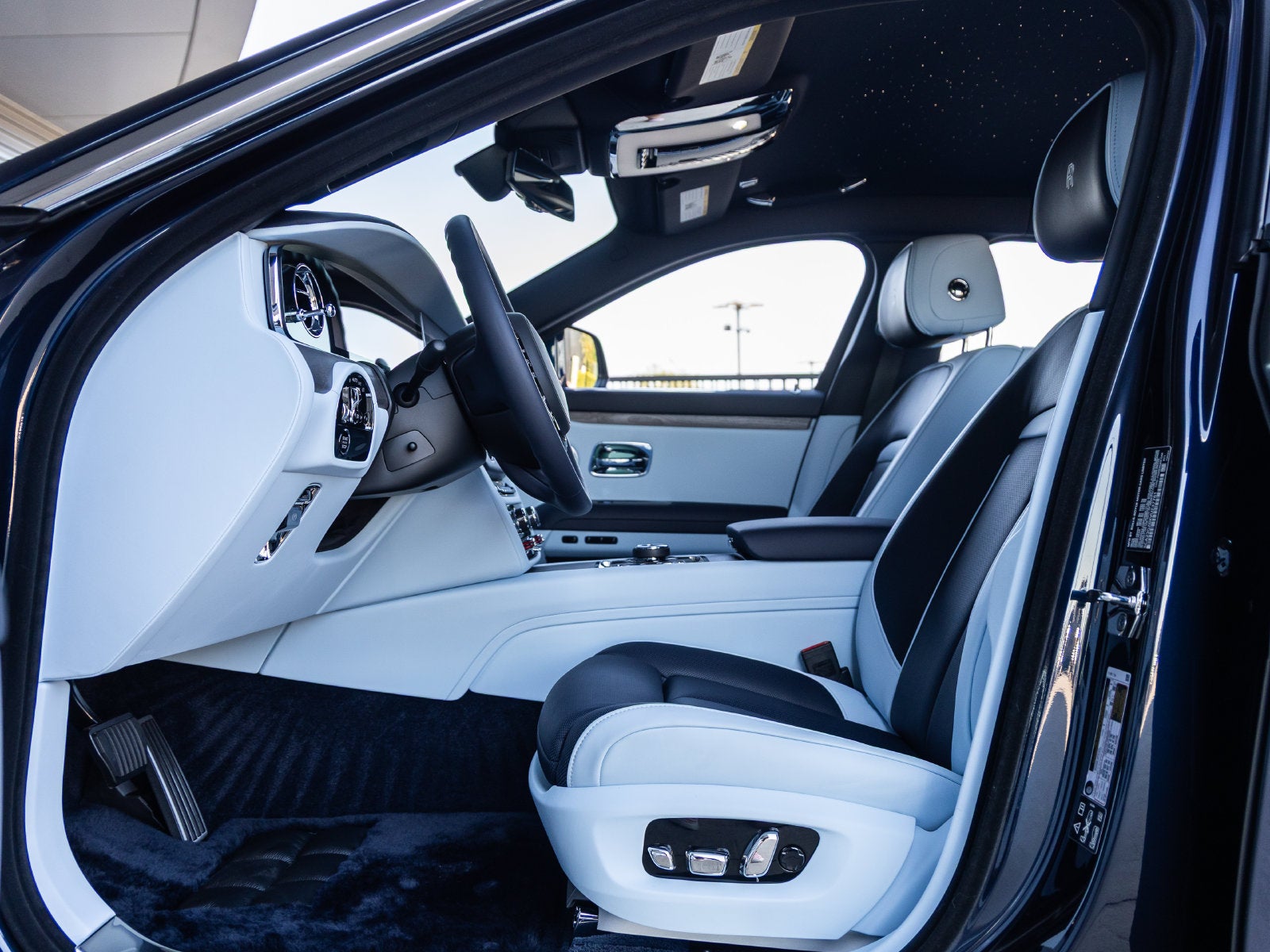 2027 Rolls-Royce Ghost 