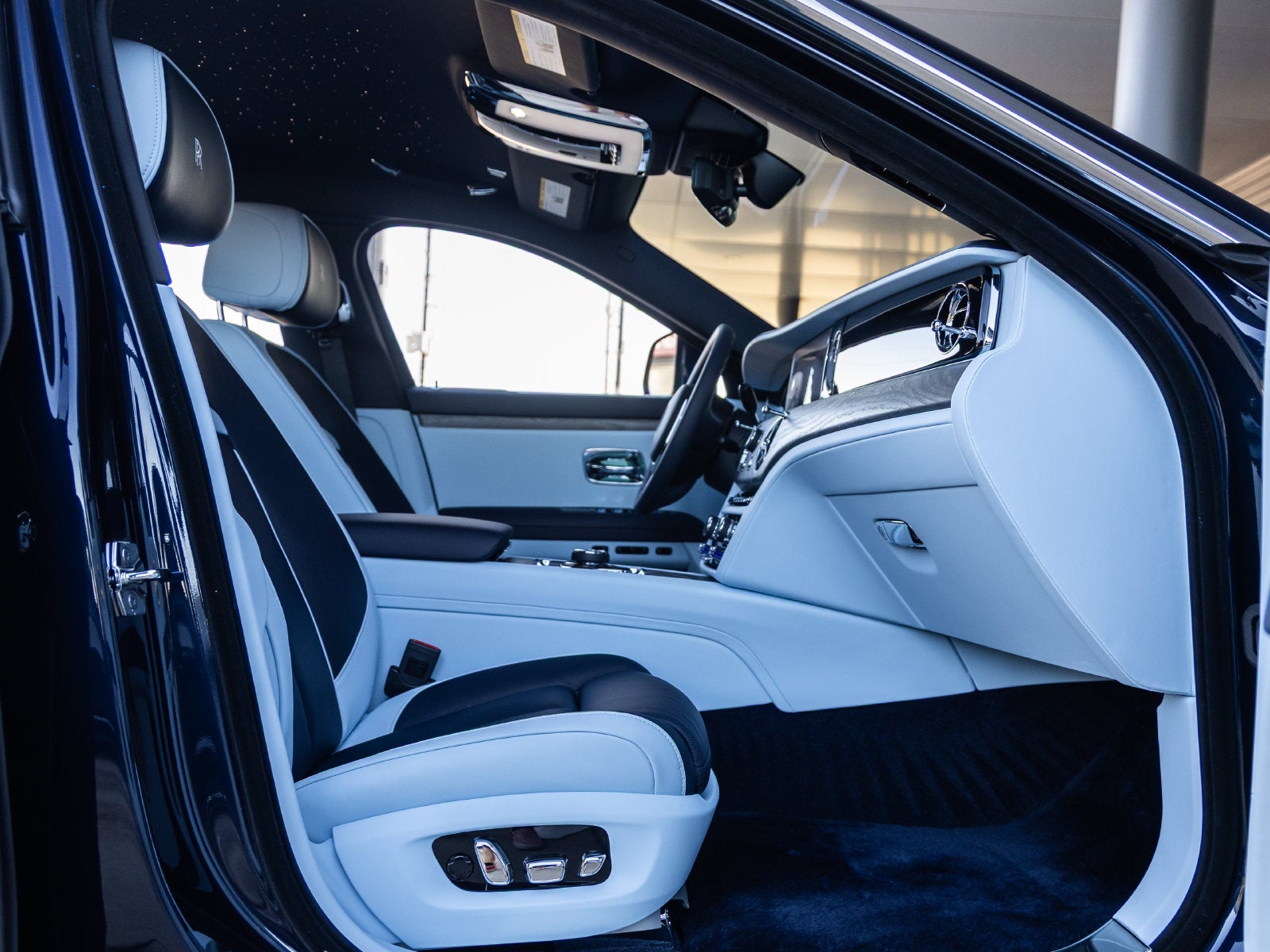2027 Rolls-Royce Ghost 