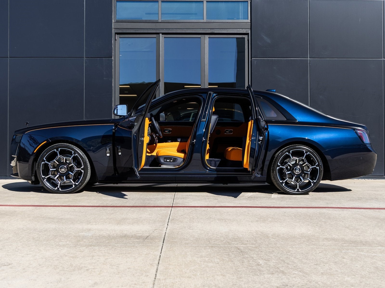 2026 Rolls-Royce Black Badge Ghost 