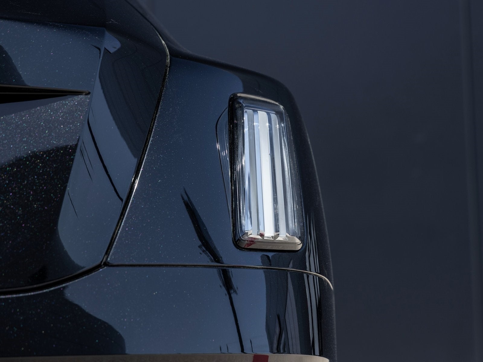 2025 Rolls-Royce Spectre Base