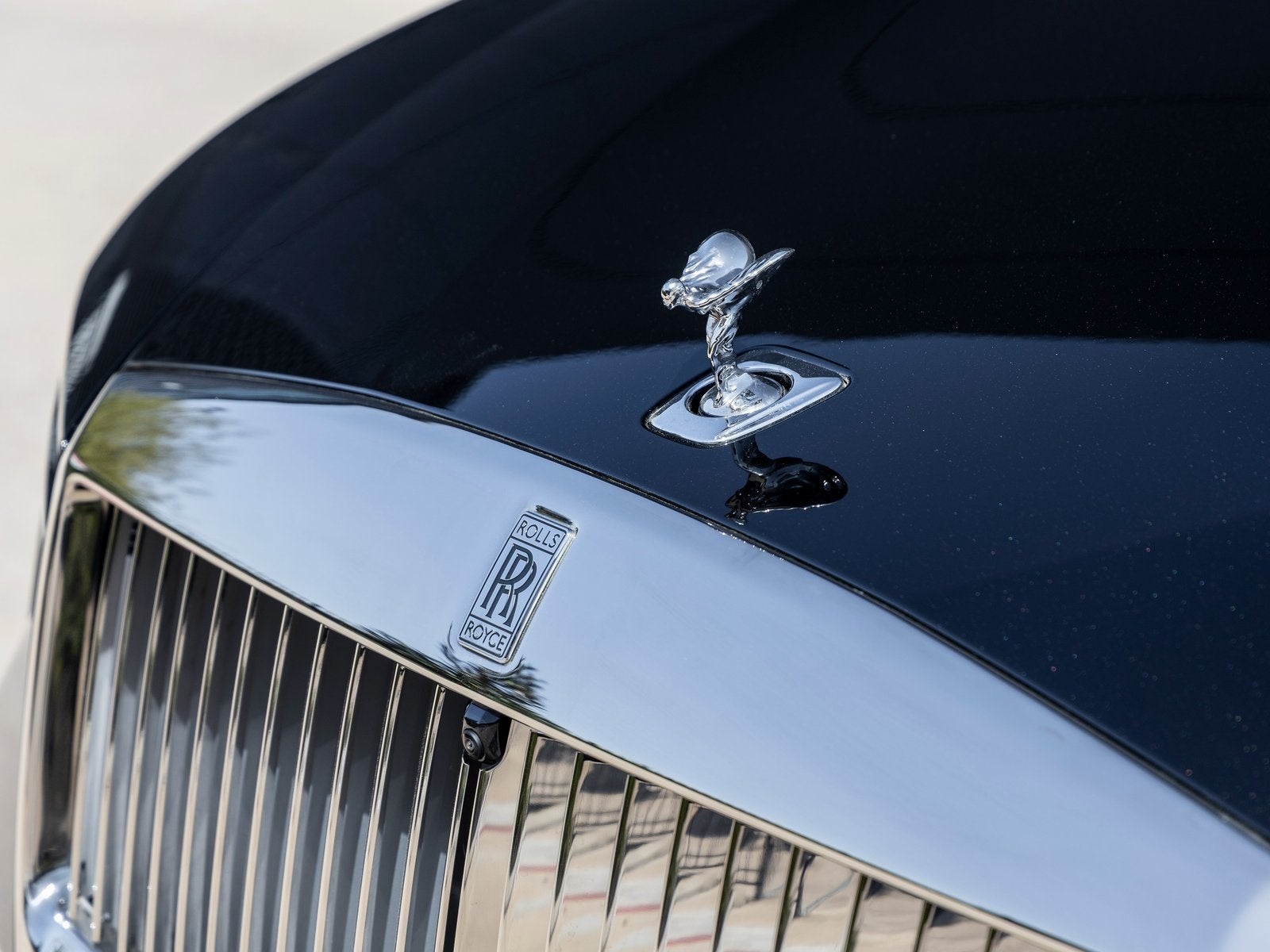 2025 Rolls-Royce Spectre Base