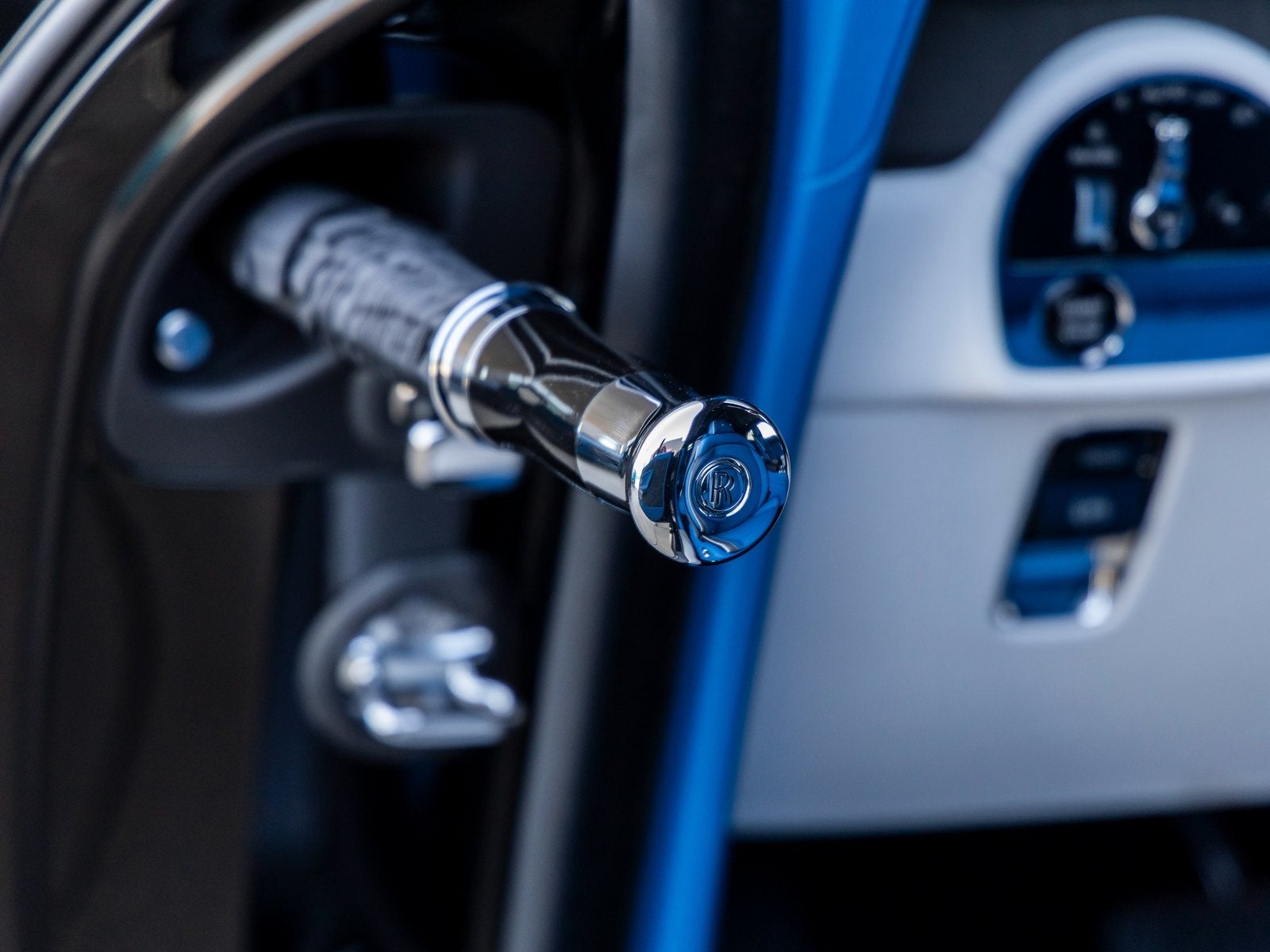 2025 Rolls-Royce Spectre Base