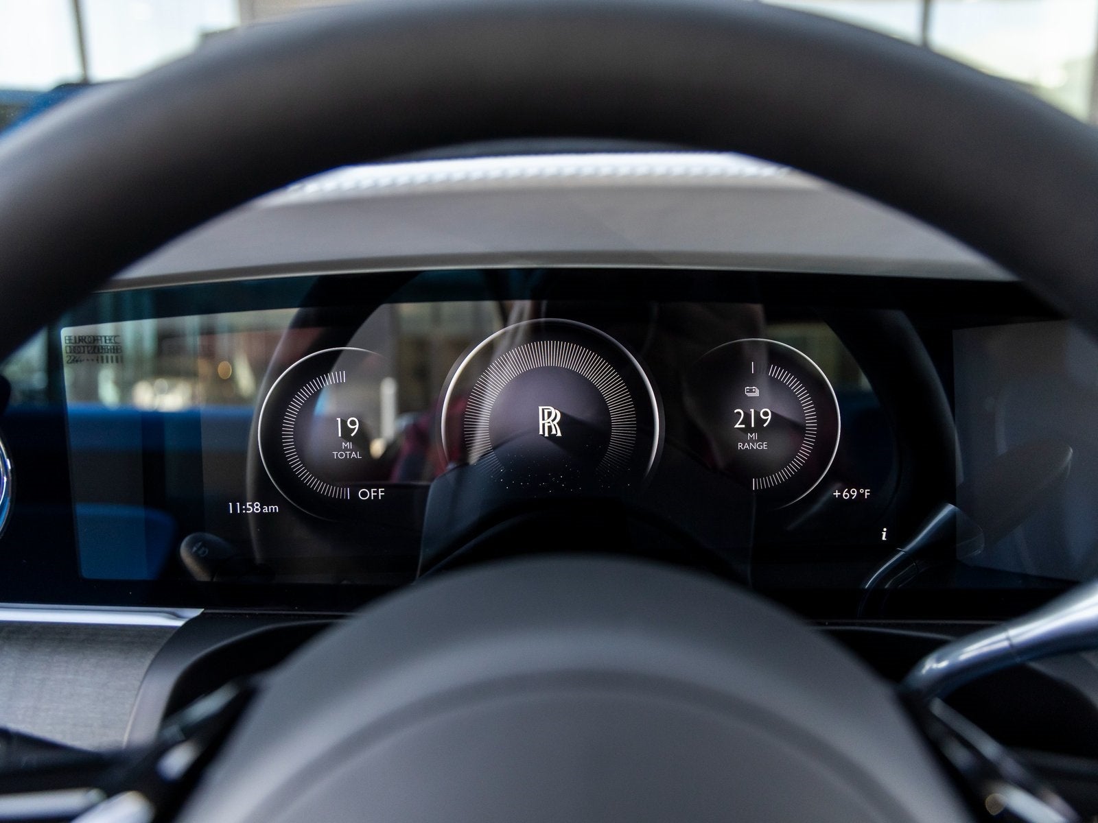 2025 Rolls-Royce Spectre Base