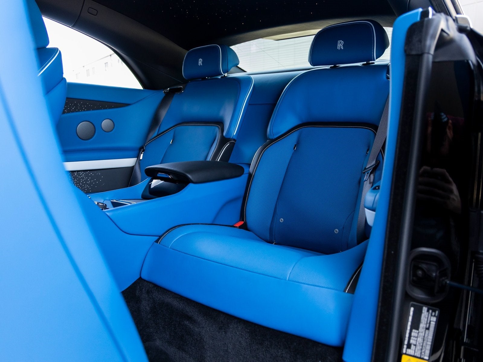 2025 Rolls-Royce Spectre Base