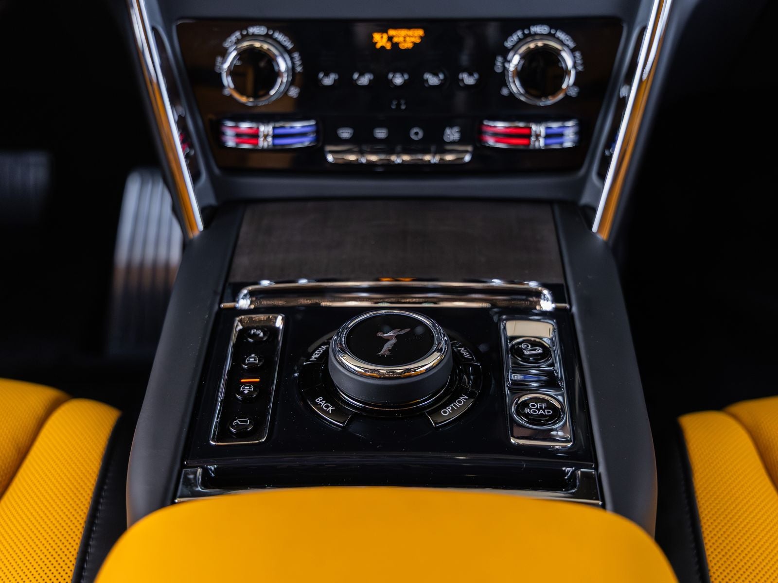 2026 Rolls-Royce Cullinan 