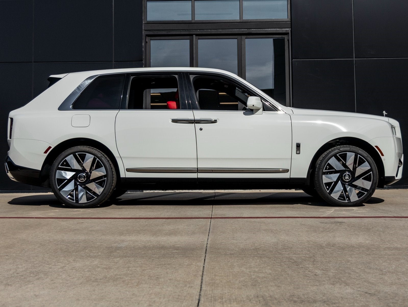 2026 Rolls-Royce Cullinan 