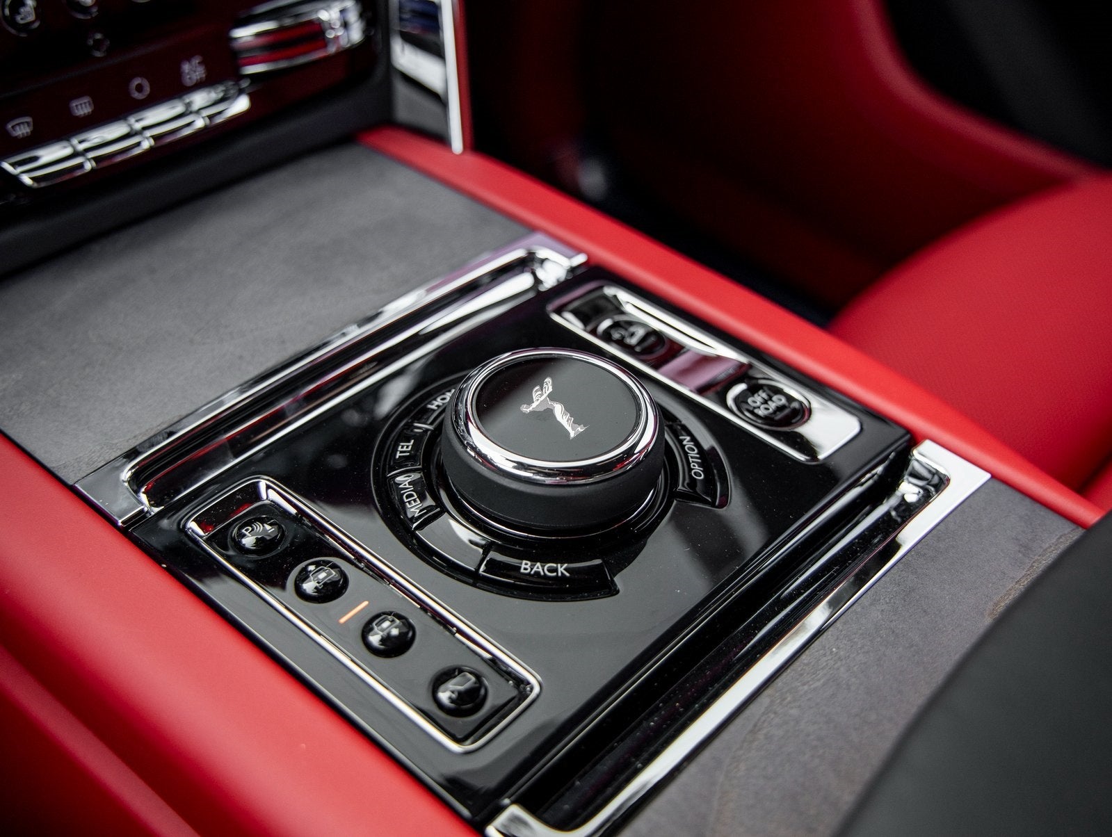 2026 Rolls-Royce Cullinan 