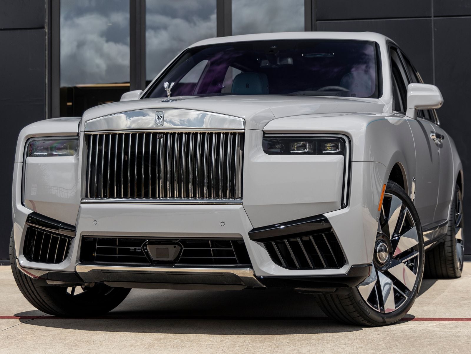 2026 Rolls-Royce Cullinan 
