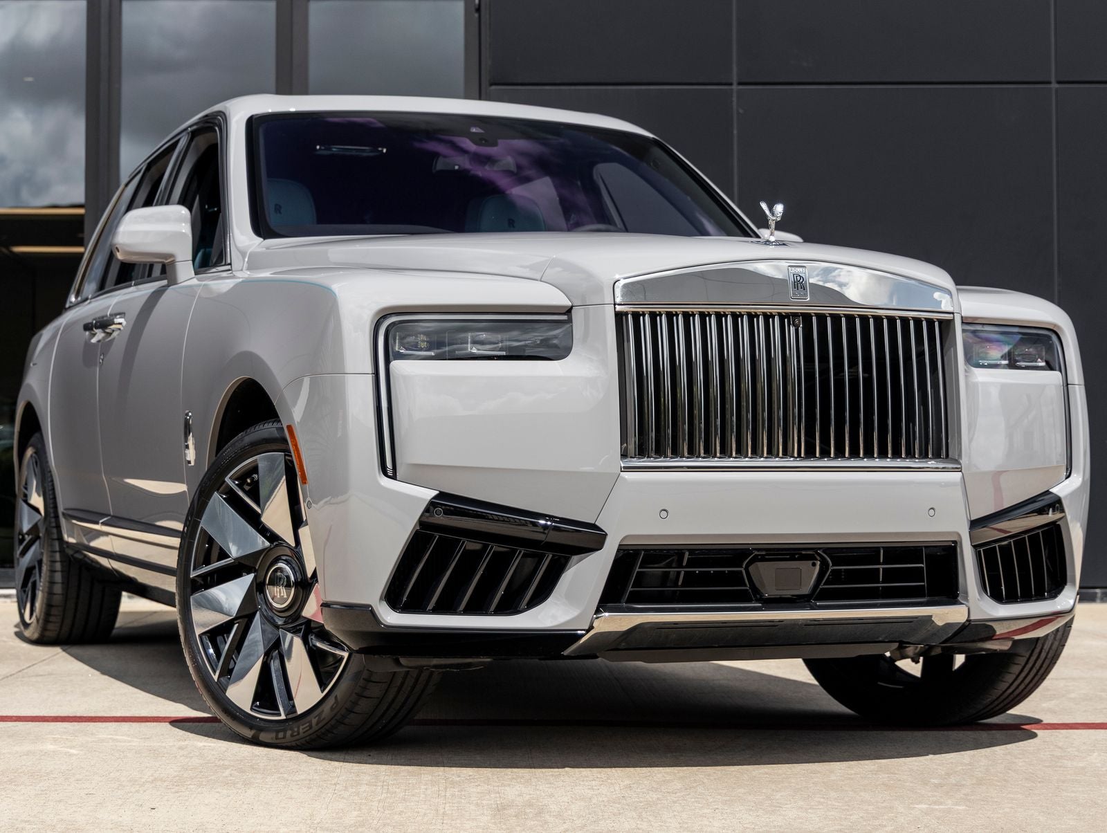 2026 Rolls-Royce Cullinan 
