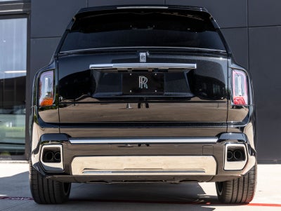 2027 Rolls-Royce Cullinan Base