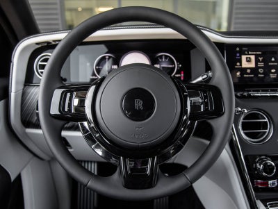 2027 Rolls-Royce Cullinan Base