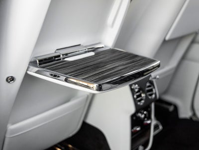 2027 Rolls-Royce Cullinan Base