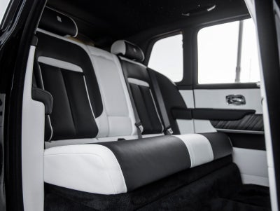 2027 Rolls-Royce Cullinan Base