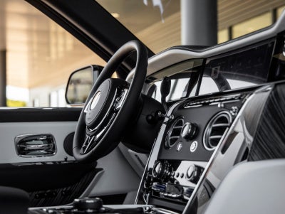 2027 Rolls-Royce Cullinan Base