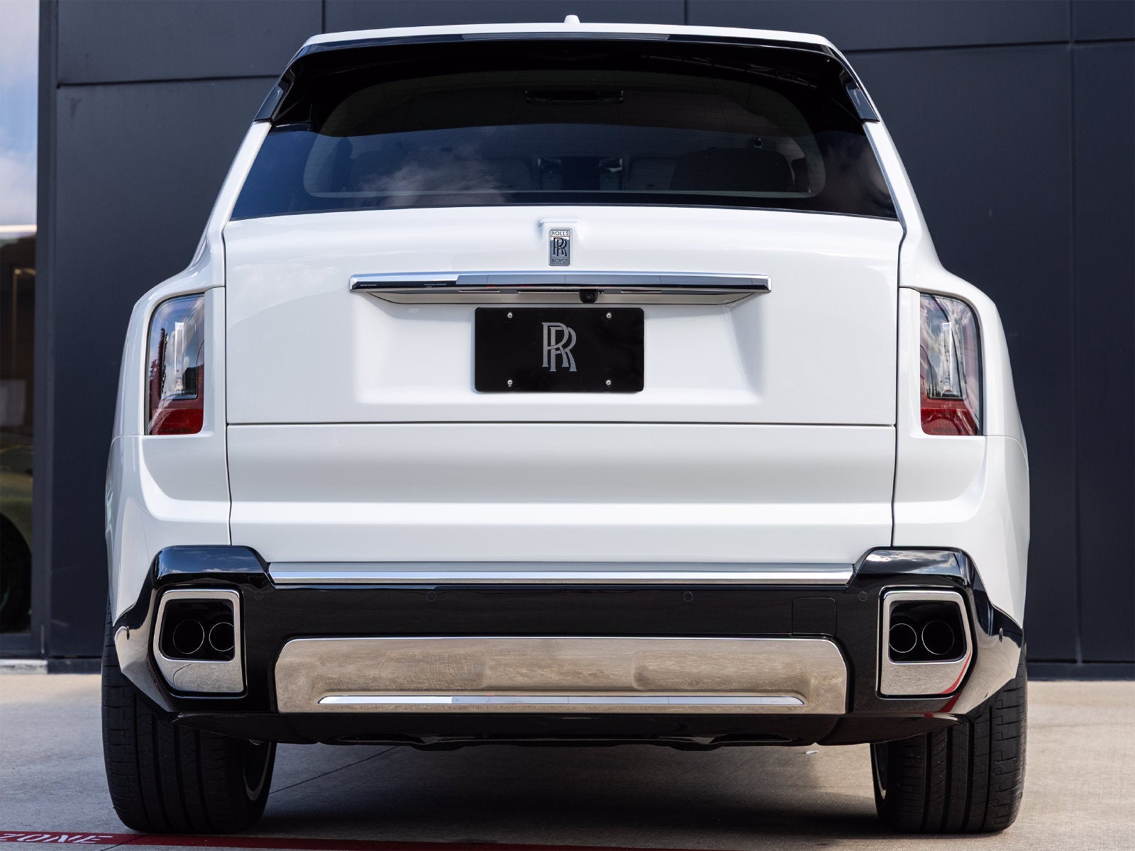 2027 Rolls-Royce Cullinan 