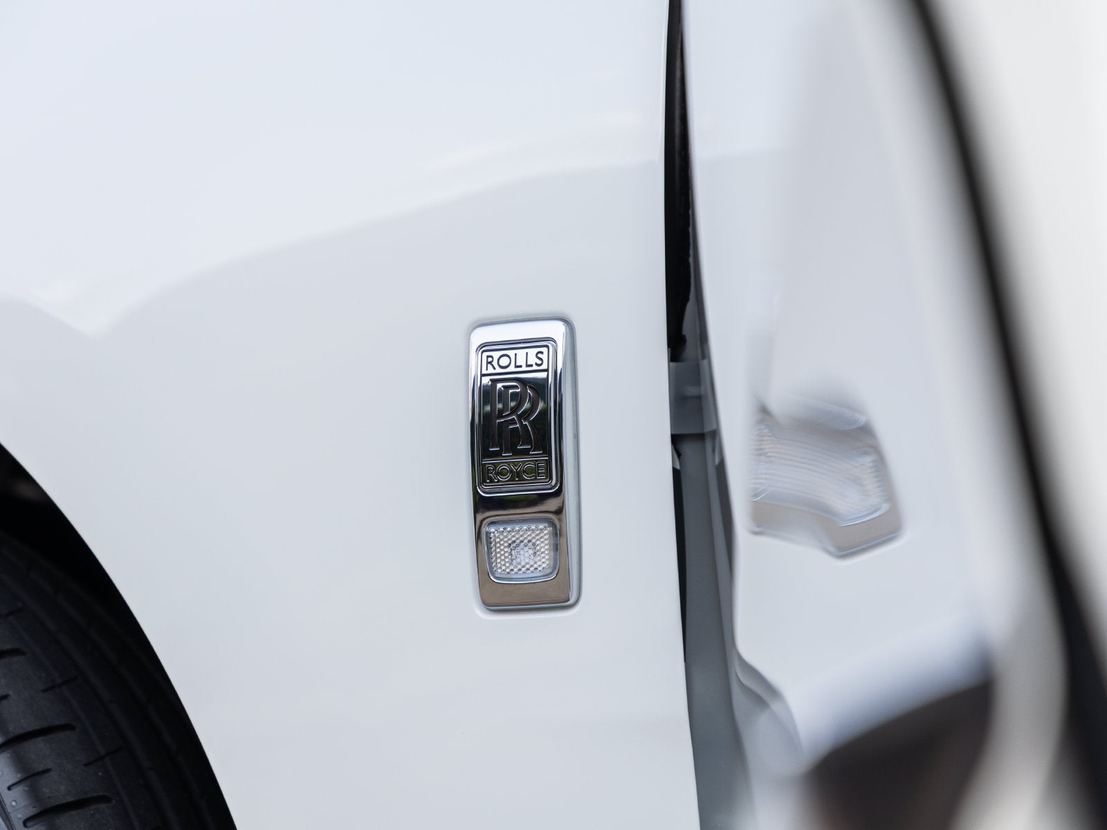 2027 Rolls-Royce Cullinan 