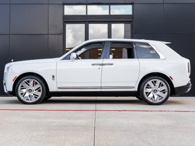 2027 Rolls-Royce Cullinan 