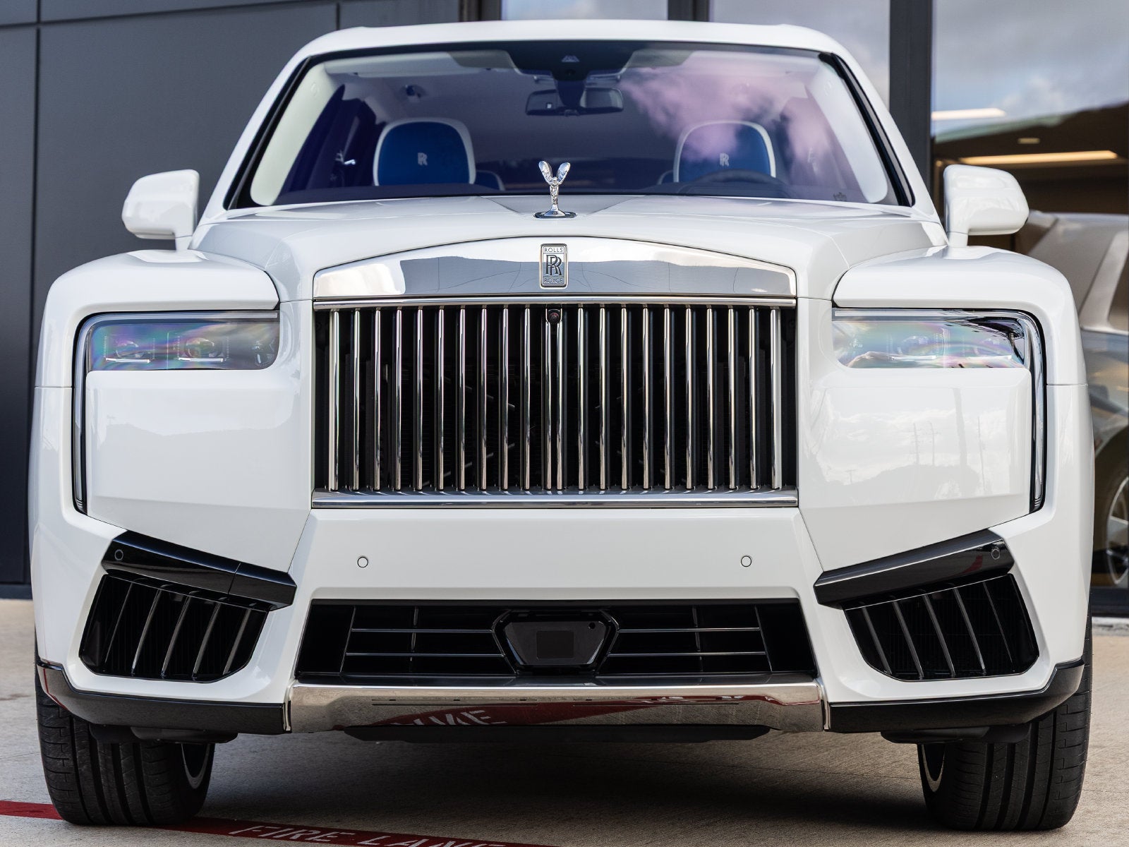 2027 Rolls-Royce Cullinan 