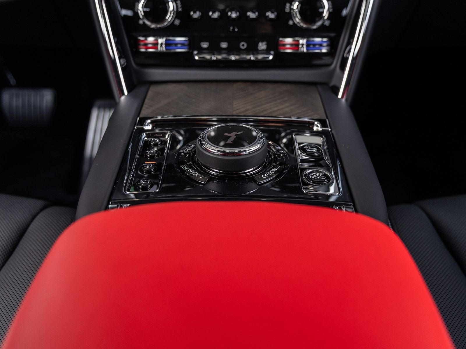 2027 Rolls-Royce Cullinan 