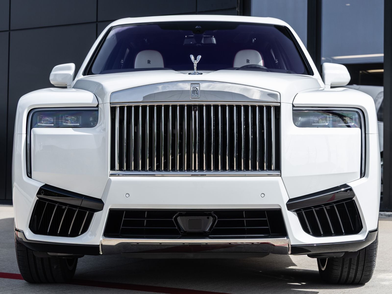 2027 Rolls-Royce Cullinan 
