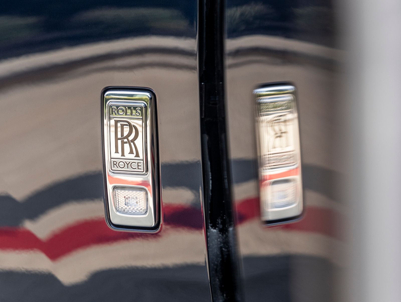 2027 Rolls-Royce Cullinan Base