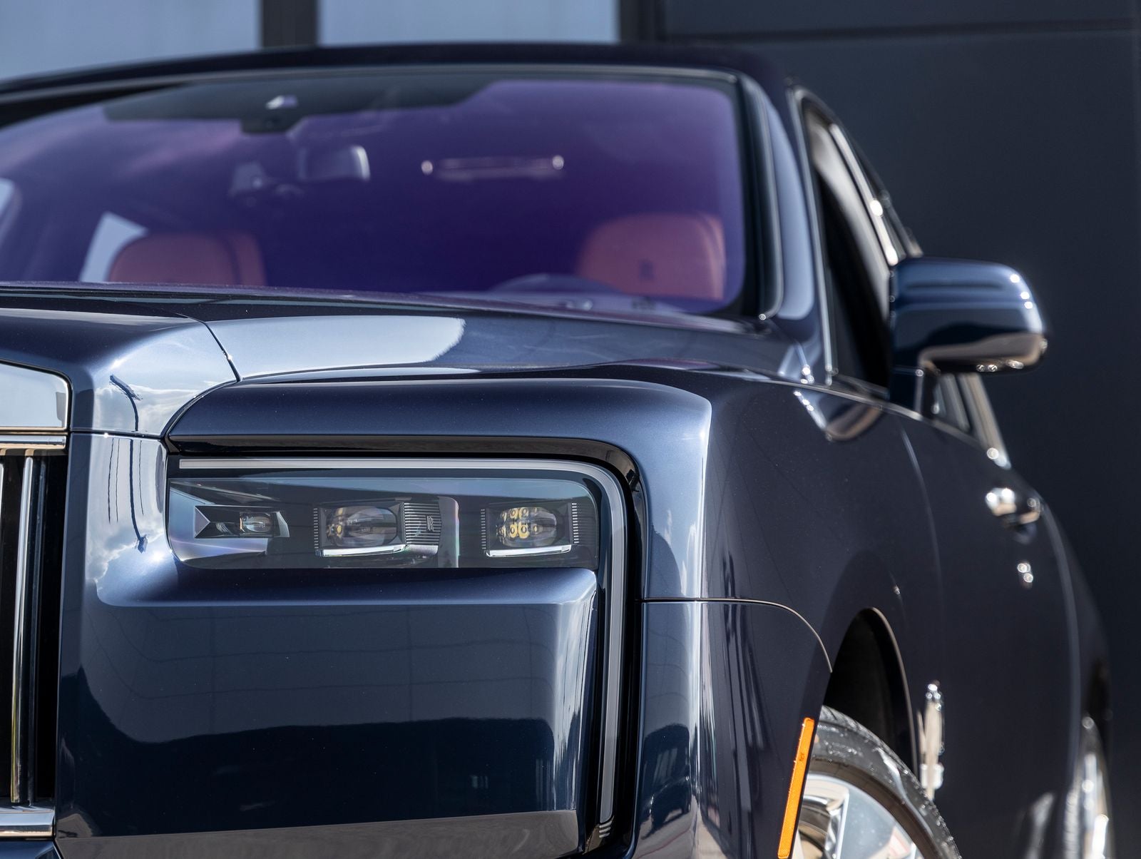 2027 Rolls-Royce Cullinan Base