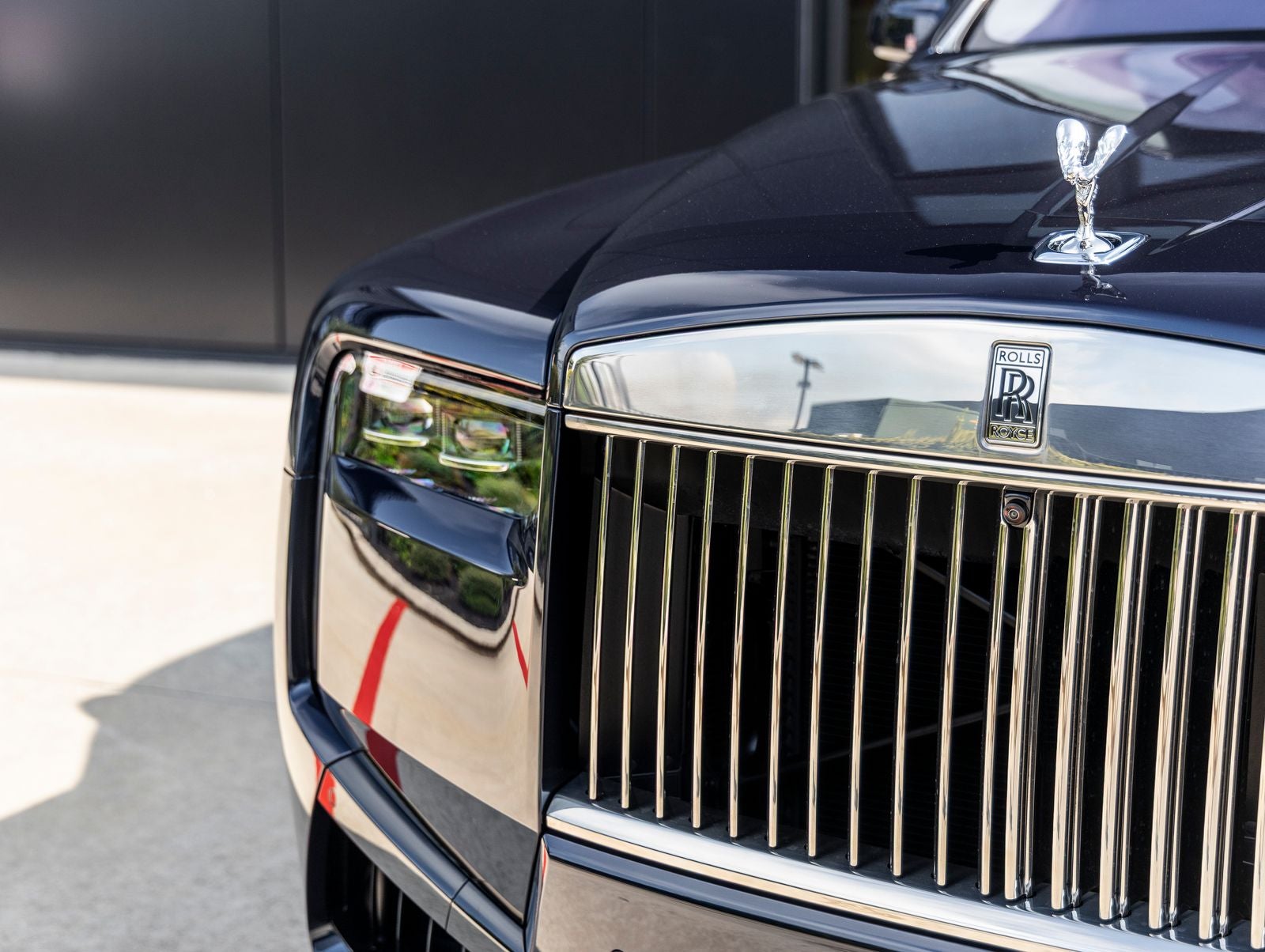 2027 Rolls-Royce Cullinan Base
