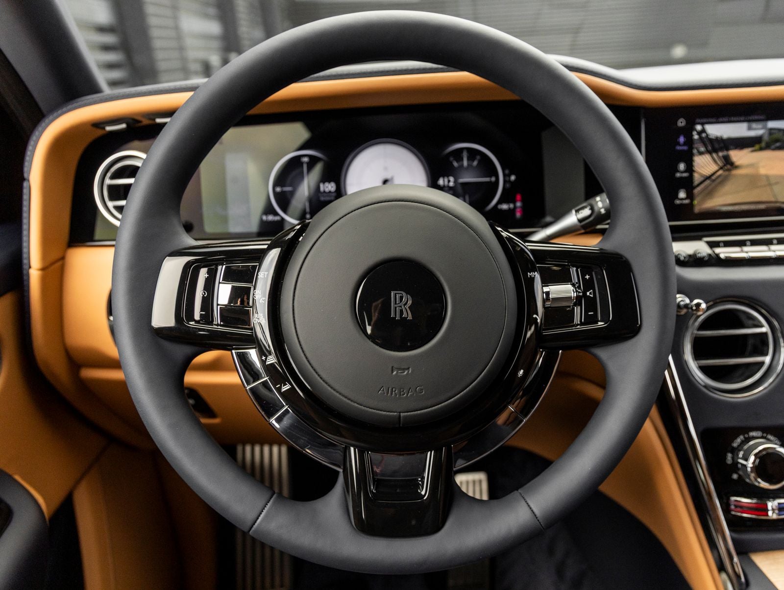 2027 Rolls-Royce Cullinan Base