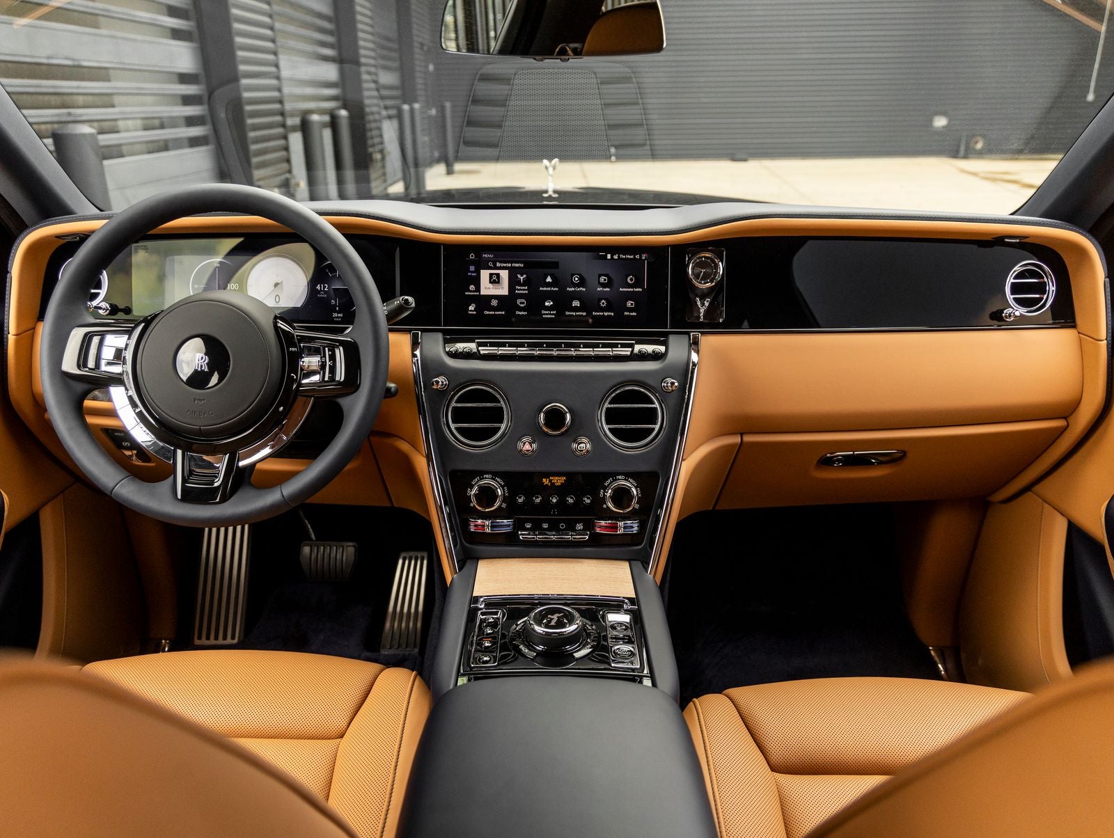 2027 Rolls-Royce Cullinan Base