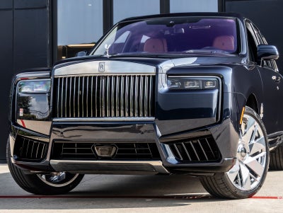 2027 Rolls-Royce Cullinan Base