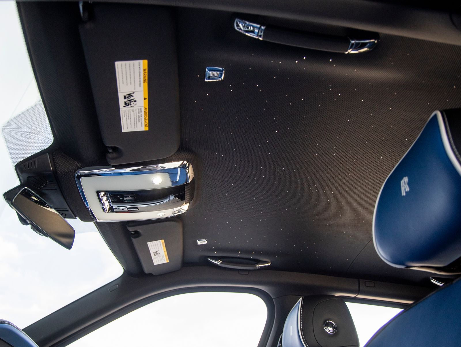 2027 Rolls-Royce Cullinan Base