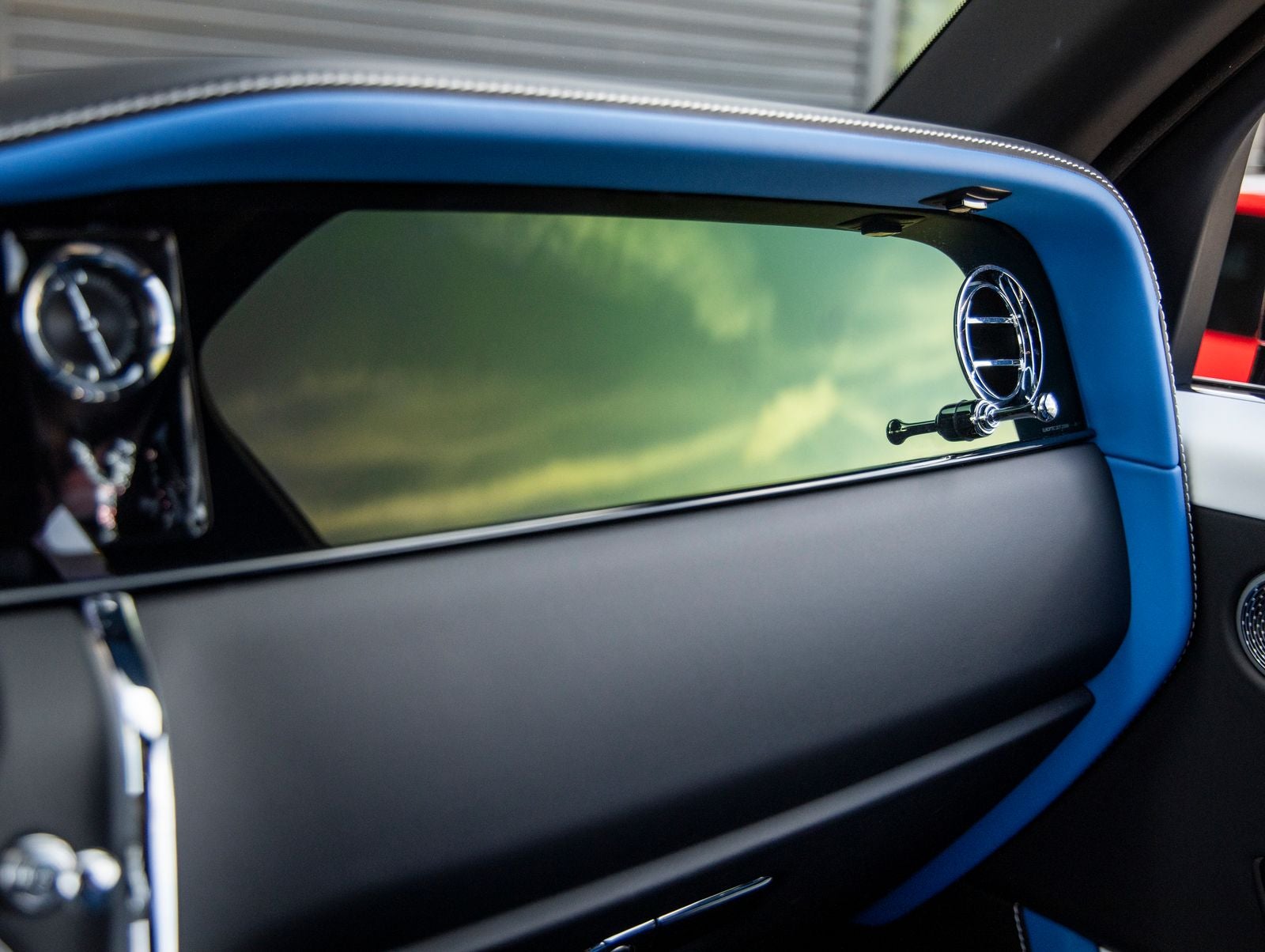 2027 Rolls-Royce Cullinan Base