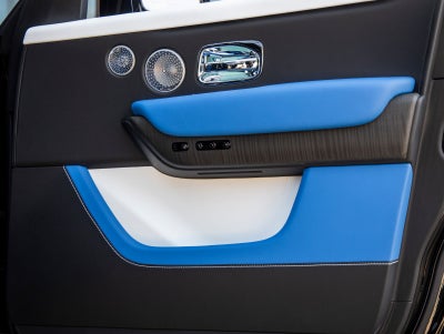 2027 Rolls-Royce Cullinan Base